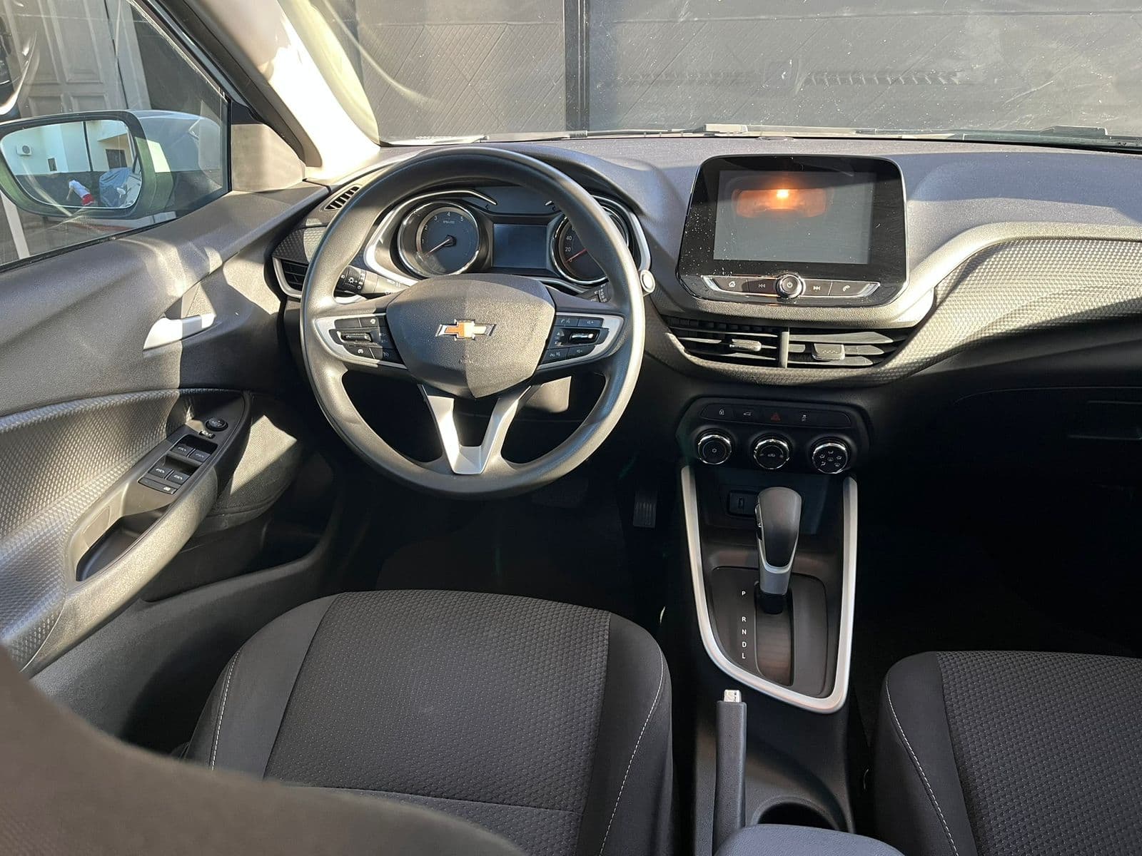 ONIX SEDAN Plus LTZ 1.0 12V TB Flex Aut. - Imagem 5