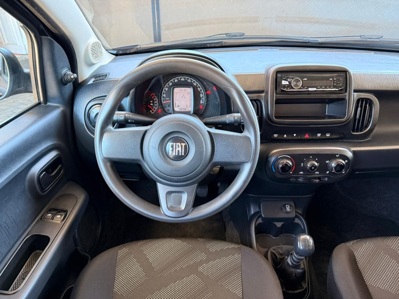 MOBI LIKE 1.0 Fire Flex 5p. - Imagem 2