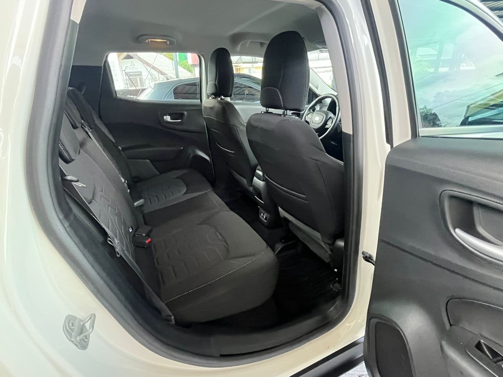 Toro Freedom 1.3 T270 4x2 Flex Aut. - Imagem 5