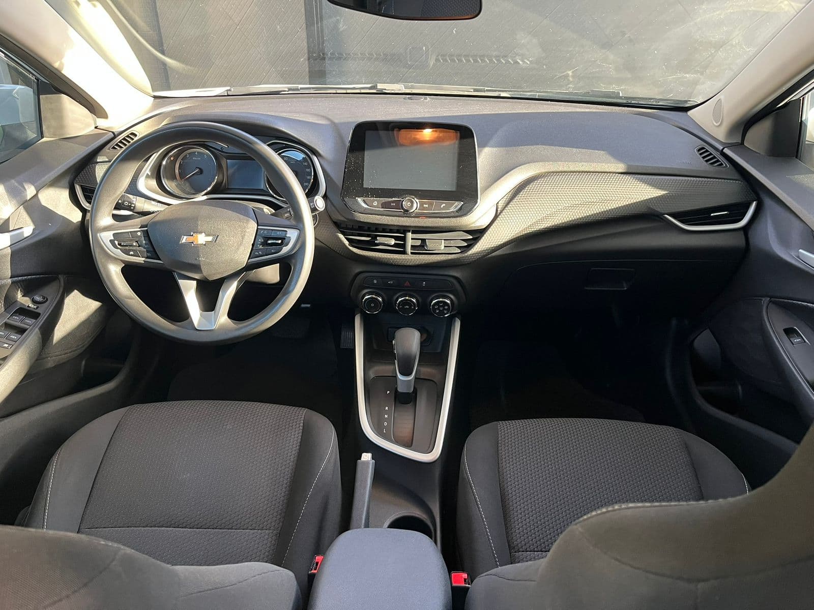 ONIX SEDAN Plus LTZ 1.0 12V TB Flex Aut. - Imagem 7