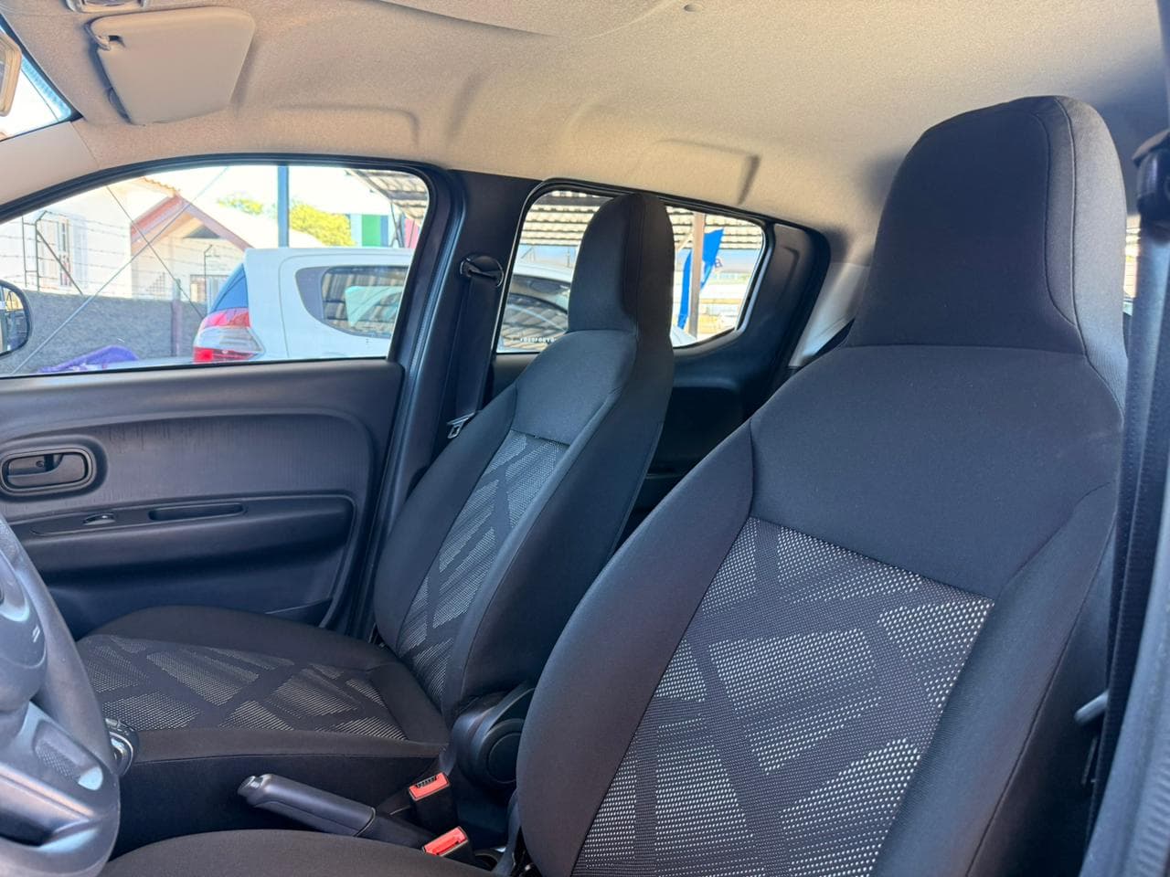 MOBI LIKE 1.0 Fire Flex 5p. - Imagem 9