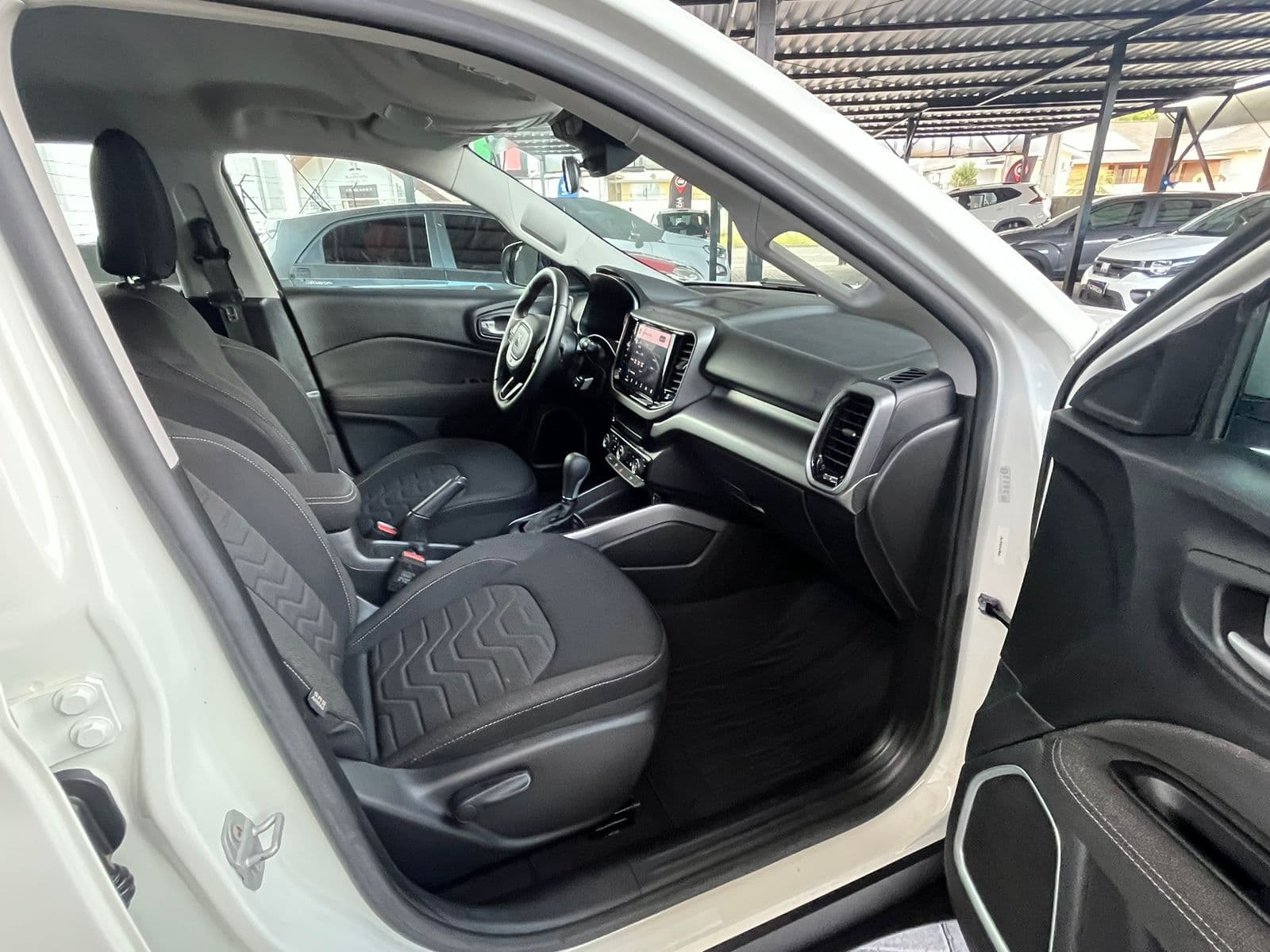 Toro Freedom 1.3 T270 4x2 Flex Aut. - Imagem 3